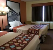 Super 8 by Wyndham Ottumwa hotel detail image 4