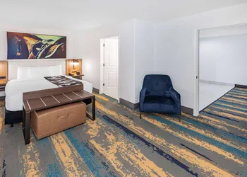 La Quinta Inn & Suites by Wyndham Pharr RGV Medical Center hotel thumbnail 6