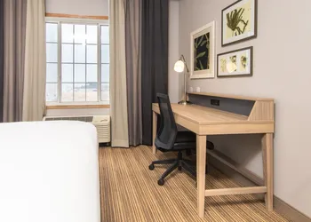 Country Inn & Suites by Radisson, Rapid City, SD hotel thumbnail 6
