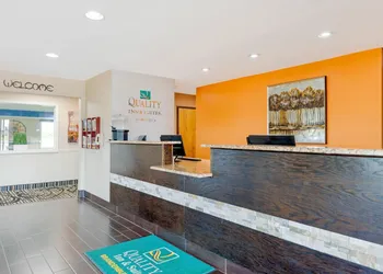 Quality Inn & Suites Brandenburg - Fort Knox hotel thumbnail 2
