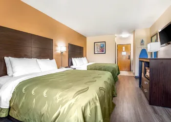 Quality Inn & Suites Brandenburg - Fort Knox hotel thumbnail 8