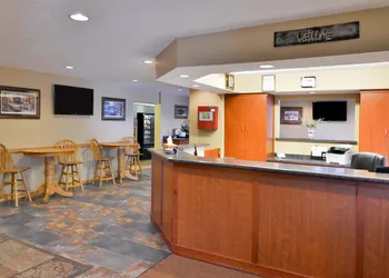 Americas Best Value Inn & Suites International Falls hotel thumbnail 3