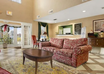 Baymont by Wyndham Eufaula hotel thumbnail 2