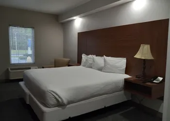 Comfort Inn Martinsville hotel thumbnail 7