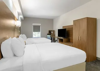 Comfort Inn Martinsville hotel thumbnail 8