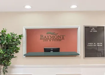 Baymont by Wyndham Grenada hotel thumbnail 3