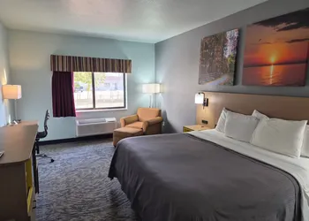 Bay Inn hotel thumbnail 6