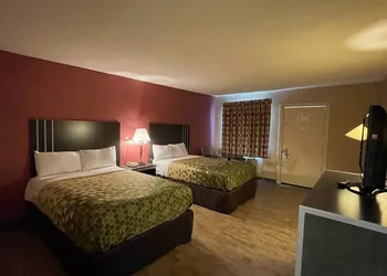 Economy Inn hotel thumbnail 2