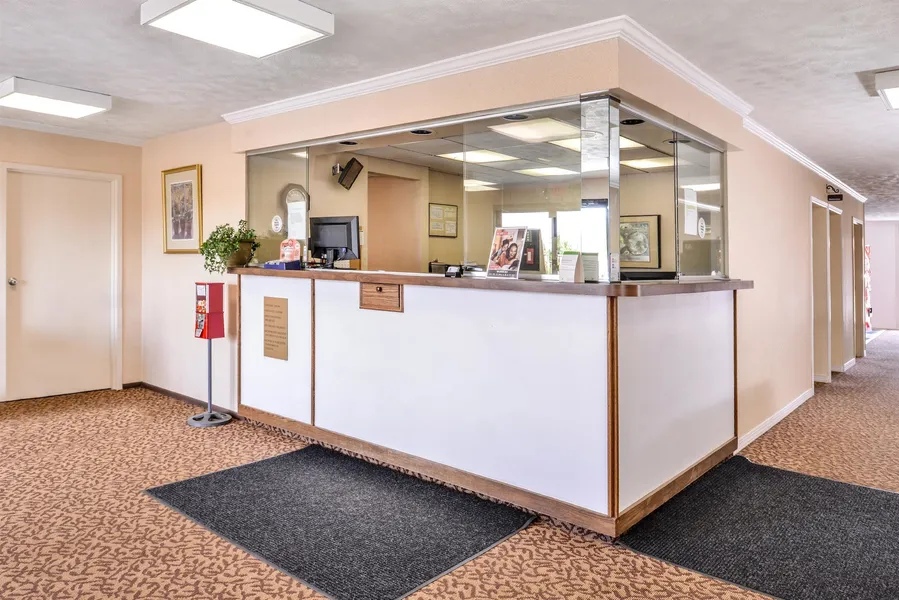 Americas Best Value Inn Alliance hotel detail image 2