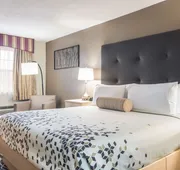 Americas Best Value Inn Alliance hotel detail image 7
