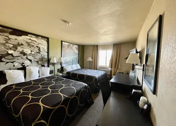 Super 8 by Wyndham Macon hotel thumbnail 7