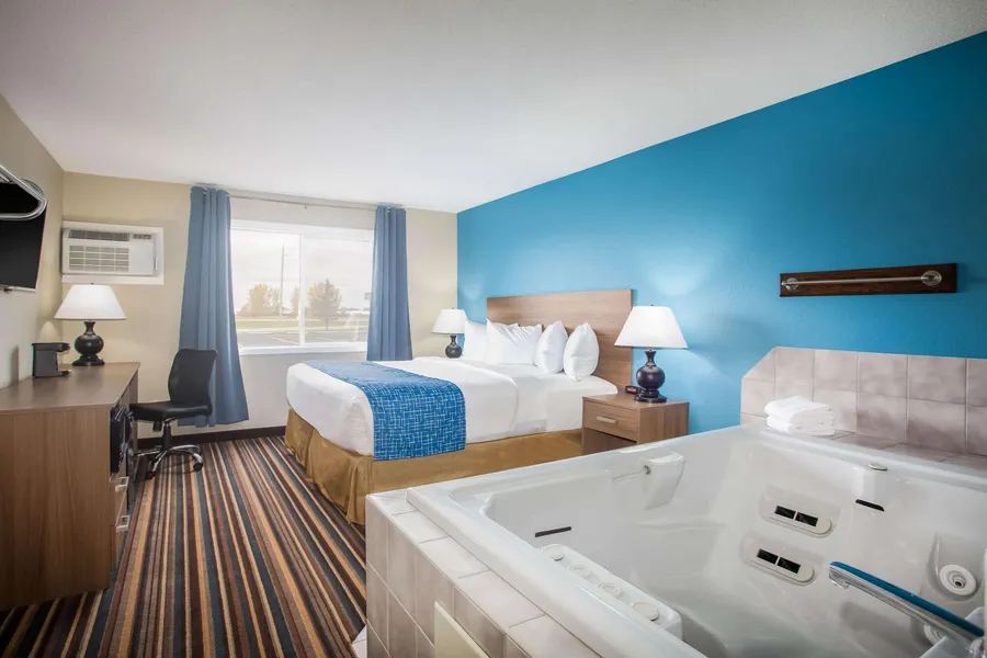 Travelodge by Wyndham Wahpeton Event Center hotel detail image 6