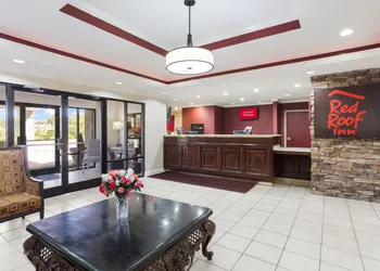 Red Roof Inn London I-75 hotel thumbnail 2