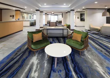 Fairfield Inn & Suites by Marriott Elizabethtown hotel thumbnail 3