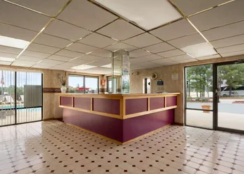 Days Inn by Wyndham Richburg hotel thumbnail 2