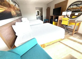 Days Inn by Wyndham Frankfort hotel thumbnail 7