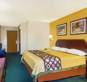 Super 8 by Wyndham Morristown/South hotel detail image 7