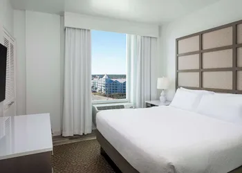 Best Western Premier The Tides hotel thumbnail 5