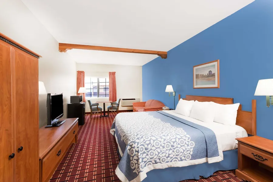 Days Inn & Suites by Wyndham Lordsburg hotel detail image 6