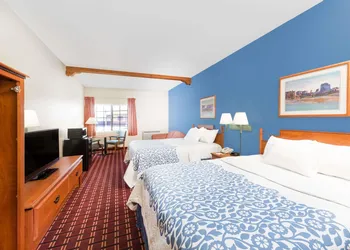 Days Inn & Suites by Wyndham Lordsburg hotel thumbnail 8