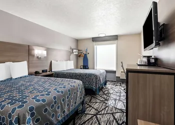 SureStay Hotel by Best Western Duncan hotel thumbnail 7