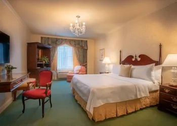 Bristol Hotel, Boutique Collection hotel thumbnail 8