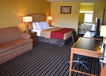 AmeriVu Inn & Suites - Gilbertsville hotel thumbnail 5