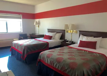Ramada Limited Mount Sterling hotel thumbnail 5