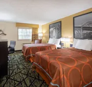 Super 8 by Wyndham Wooster hotel detail image 4