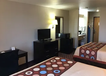 Super 8 by Wyndham Heyburn/Burley Area hotel thumbnail 4