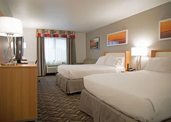 Holiday Inn Express & Suites Lonoke by IHG hotel thumbnail 2