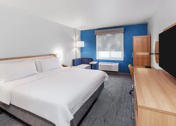 Holiday Inn Express & Suites Lonoke by IHG hotel thumbnail 6