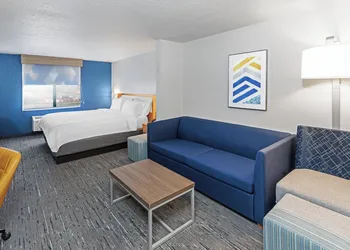 Holiday Inn Express & Suites Lonoke by IHG hotel thumbnail 8