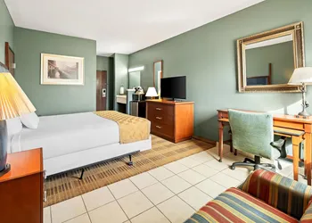 Americas Best Value Inn Somerville hotel thumbnail 6