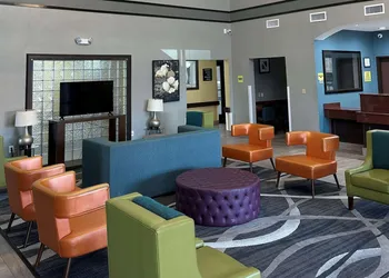 Super 8 by Wyndham Port Arthur/Nederland Area hotel thumbnail 3