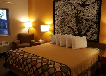 Super 8 by Wyndham Central City hotel thumbnail 6