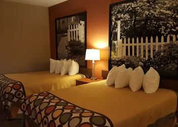 Super 8 by Wyndham Central City hotel thumbnail 7