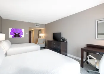 Holiday Inn Wilmington by IHG hotel thumbnail 3