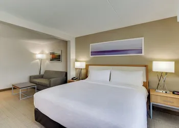 Holiday Inn Franklin - Cool Springs by IHG hotel thumbnail 7
