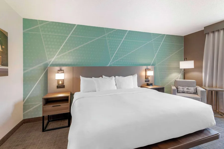 Comfort Inn & Suites Saratoga Springs hotel detail image 6