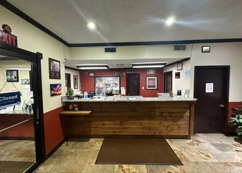 Super 8 by Wyndham Athens TX hotel thumbnail 2
