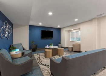 Best Western Plus Yuma Foothills Inn & Suites hotel thumbnail 2