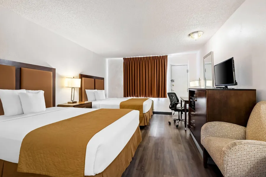 Travelodge by Wyndham Page, View of Lake Powell hotel detail image 6
