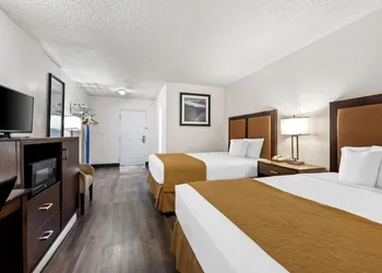 Travelodge by Wyndham Page, View of Lake Powell hotel thumbnail 7