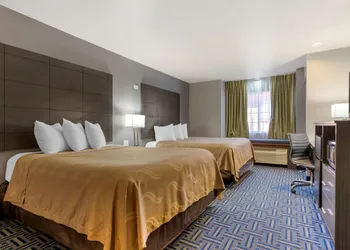 Quality Inn Sallisaw hotel thumbnail 7