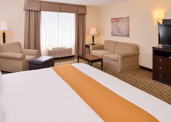 Holiday Inn Express St. Croix Valley by IHG hotel thumbnail 7