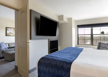 Clubhouse Hotel Suites Sioux Falls hotel thumbnail 6