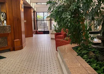 Greeneville Inn and Suites hotel thumbnail 2