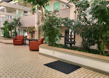 Greeneville Inn and Suites hotel thumbnail 4