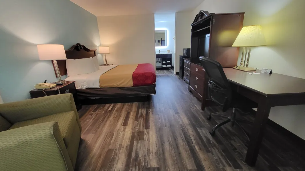 Greeneville Inn and Suites hotel detail image 6